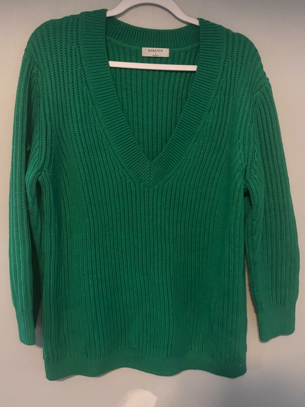 Aritzia Babaton Roger Sweater Gloss Green Small Relaxed Fit V Neck - Picture 3 of 10